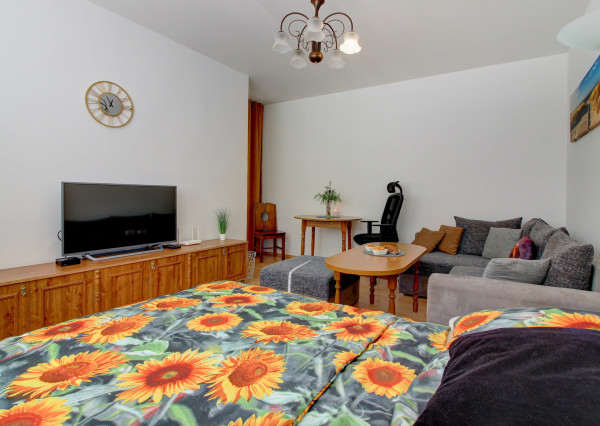 Na predaj: 2 izbový byt 49,79 m², Latorická,  BA-Pod. Biskupice