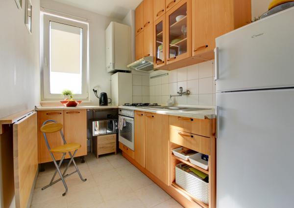 Na predaj: 2 izbový byt 49,79 m², Latorická,  BA-Pod. Biskupice