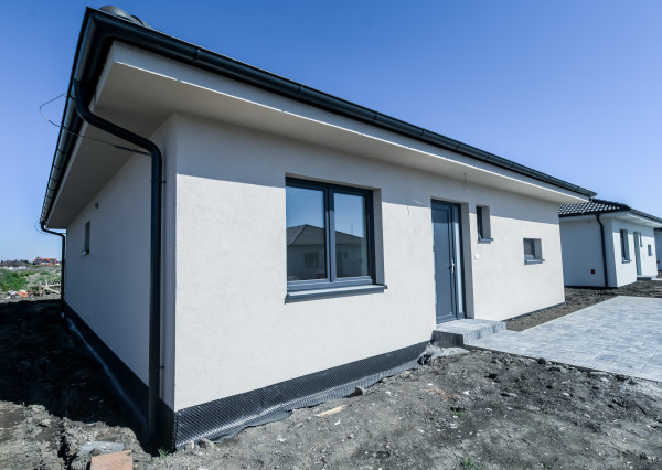 Novostaby Hviezdoslavov - 4i RD pozemok od 603m2-666m2