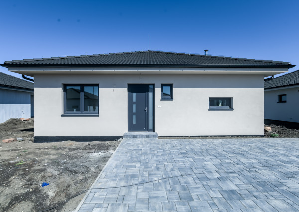 Novostaby Hviezdoslavov - 4i RD pozemok od 603m2-666m2