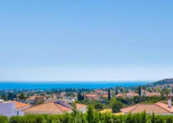 Na predaj 2 izbový byt pri Pafose na Cypre 7 min od mora