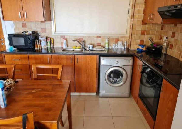 Na predaj 2 izbový byt pri Pafose na Cypre 7 min od mora