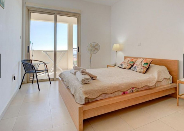 Na predaj 2 izbový byt pri Pafose na Cypre 7 min od mora