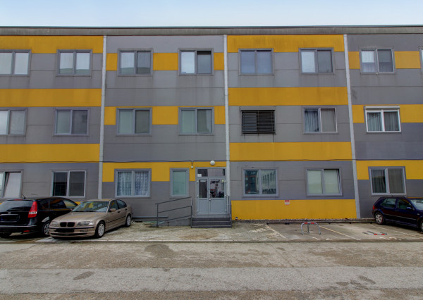 NOVINKA - garsónka, kompletne zariadená  - ROVINKA