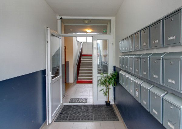 NOVINKA - garsónka, kompletne zariadená  - ROVINKA