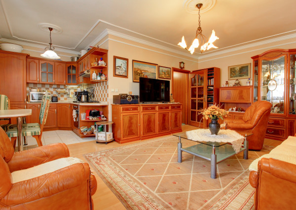 Na prenájom 2-izbový byt v Šamoríne – Hlboká ulica