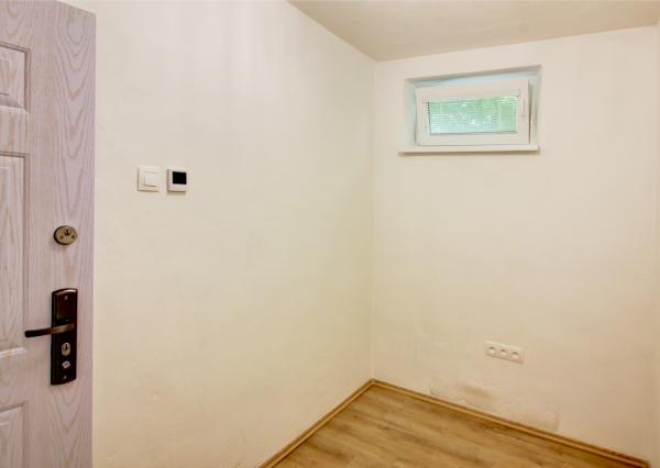 Na predaj: 3izbový byt s garážou a záhradou , Šamorín-Mliečno