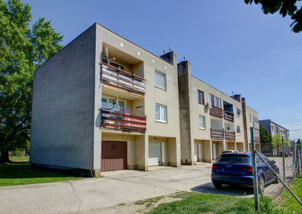Na predaj: 3izbový byt s garážou a záhradou , Šamorín-Mliečno