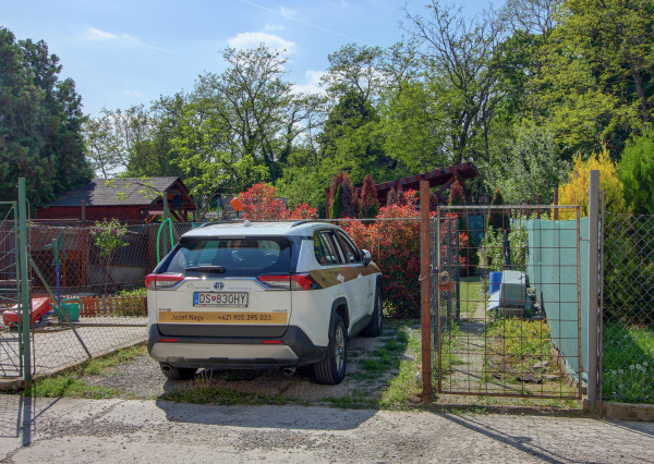 Na predaj: 3izbový byt s garážou a záhradou , Šamorín-Mliečno