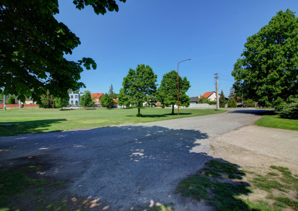 Na predaj: 3izbový byt s garážou a záhradou , Šamorín-Mliečno