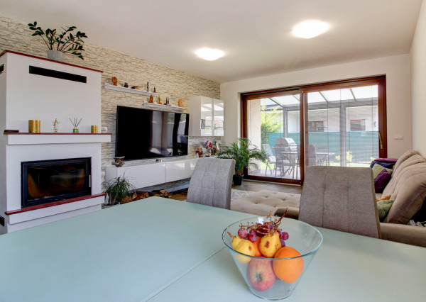 Na prenájom 4 izbový rodinný dom s garážou v Podunajských Biskupiciach