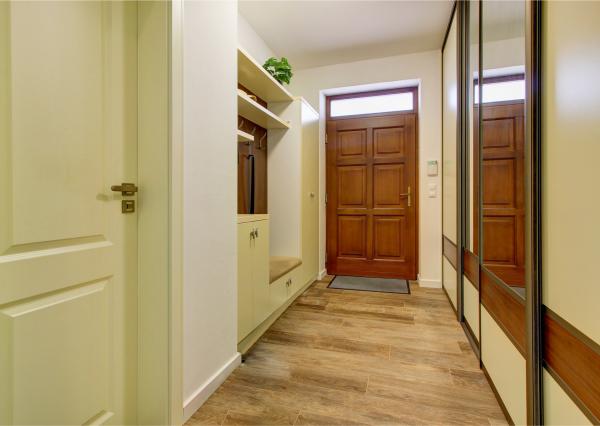 Na prenájom 4 izbový rodinný dom s garážou v Podunajských Biskupiciach