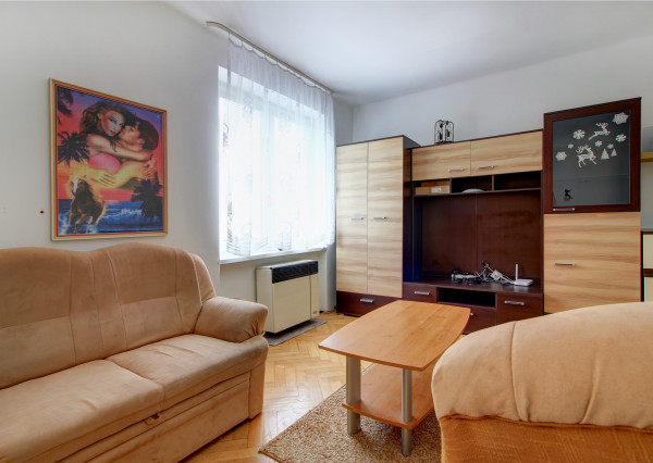 Na predaj: 2 izbový byt 52 m², Školská,  Šamorín