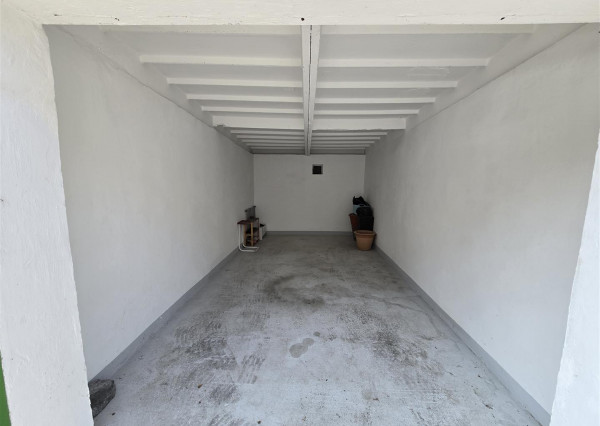 Na predaj: Garáž 20 m², Gusevova ulica ,  BA-Ružinov