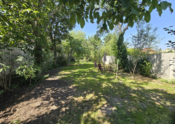 Na predaj stavebný pozemok v Miloslavove, 431 m2