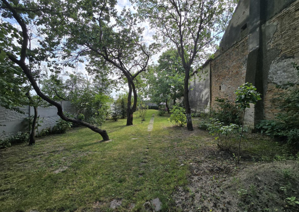 Na predaj stavebný pozemok v Miloslavove, 431 m2