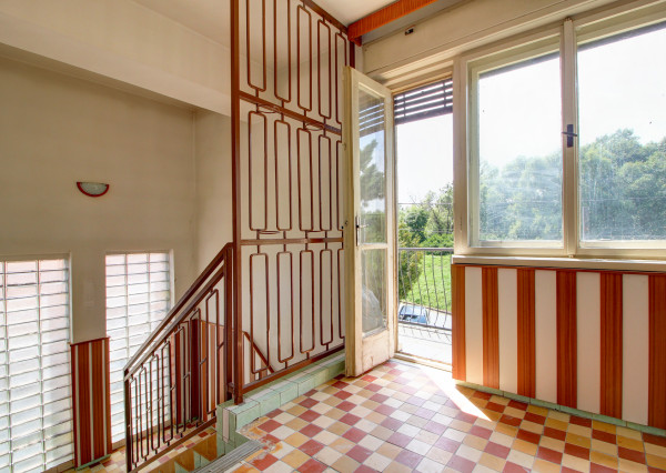 Na predaj: 4 izbový rodinný dom na pozemku 481 m², obec Dobrohošť