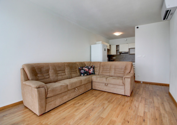 Rezervované- Moderný 2-izbový byt s balkónom, pivnicou a vlastným parkovaním v Green Village, Dunajská Lužná