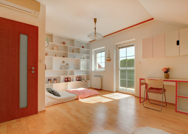 NOVINKA - 5i RD s UP 214m², pozemok 625m² Hamuliakovo