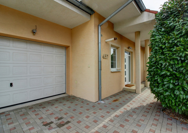 NOVINKA - 5i RD s UP 214m², pozemok 625m² Hamuliakovo