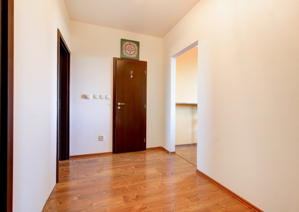 Na predaj: 3 izbový byt 65 m² , Rohovce, okres. Dun. Streda