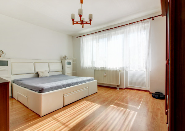 Predaj 5-izbového rodinného domu s pivnicou a krásnou záhradou – Veľká Paka