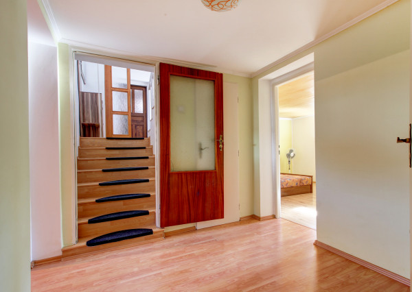 Predaj 5-izbového rodinného domu s pivnicou a krásnou záhradou – Veľká Paka