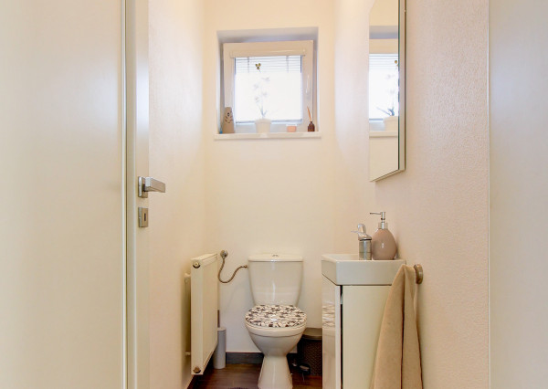 Novinka – samostatne stojaci 4i rodinný dom v obci Láb