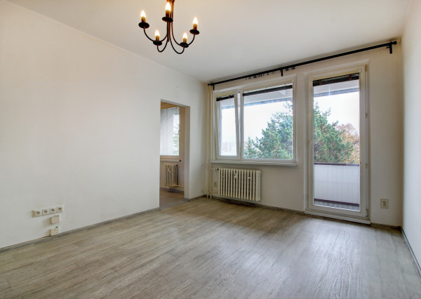 PRENÁJOM - 1 izbový byt - BA Dúbravka, Sokolíkova ulica