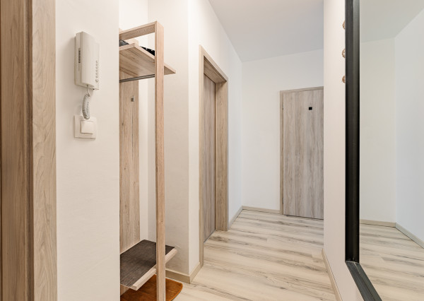 Na predaj 2,5-izbový byt s balkónom – Pezinok, Mahulanka