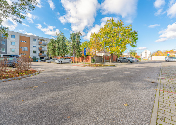 Na predaj 2,5-izbový byt s balkónom – Pezinok, Mahulanka