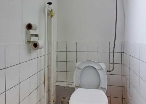 Na predaj: 4izbový rodinný dom s garážou , pozemok 800 m² - Čakany