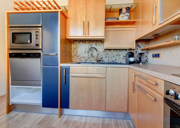 Klimatizovaný, zariadený 3-izbový byt s dvoma loggiami – BA Petržalka, Osuského ulica