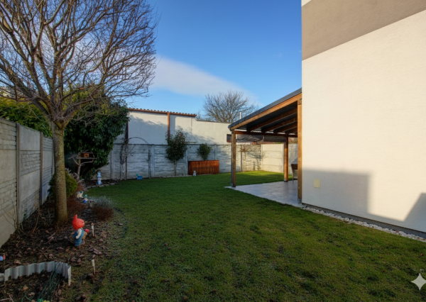 Moderný 4-izbový mezonet so záhradou a parkovaním – Rovinka