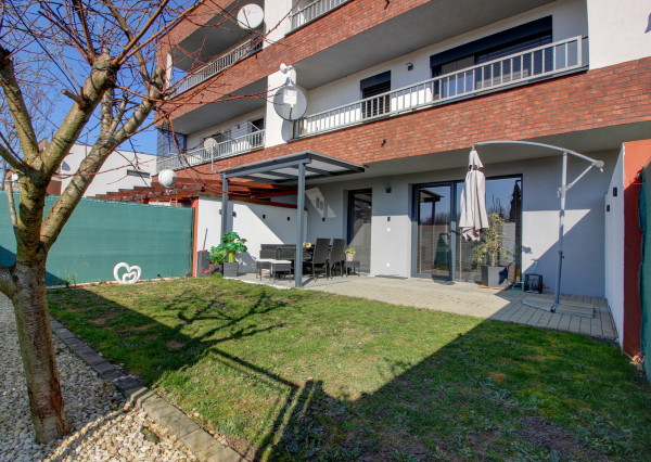 Dizajnový 3-iz. byt so záhradou Dunajská Riviéra, Hamuliakovo