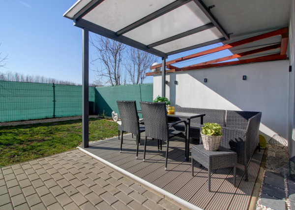 Dizajnový 3-iz. byt so záhradou Dunajská Riviéra, Hamuliakovo