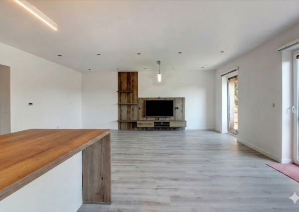 Na predaj priestranný 164 m² 4-i. RD s garážou Rovinka – Jasná ul.