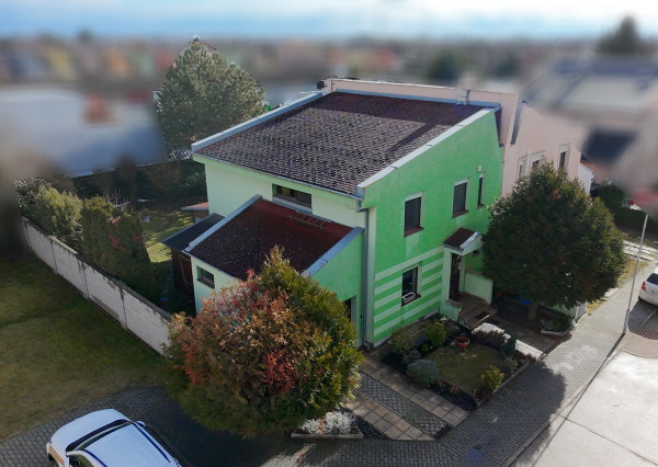 Na predaj: 4izbový rodinný dom s garážou – Šamorín-Mliečno