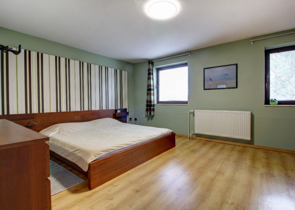 Na predaj: 4izbový rodinný dom s garážou – Šamorín-Mliečno