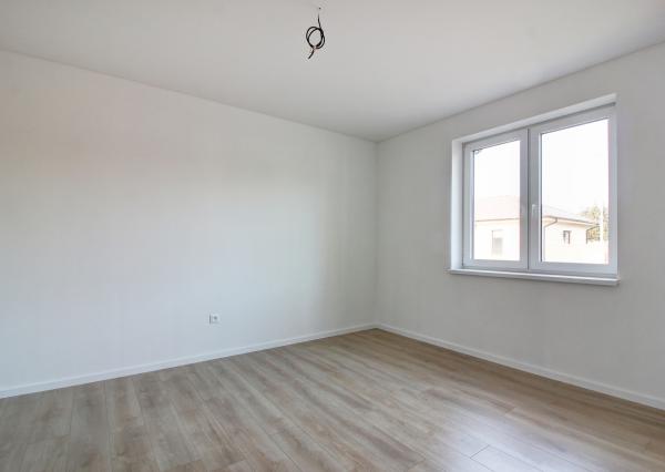 Na predaj: 4izbový rodinný dom kolaudovaný – Šamorín-Bučuháza,  stav štandard