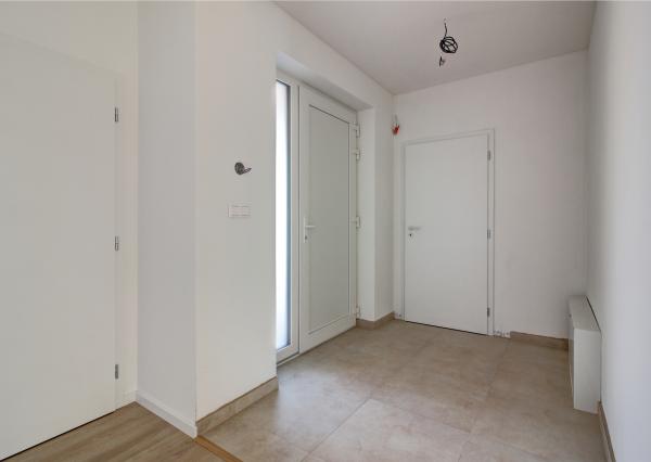 Na predaj: 4izbový rodinný dom kolaudovaný – Šamorín-Bučuháza,  stav štandard