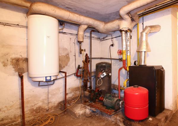 Na predaj: 4izbový rodinný dom s garážou , pozemok 800 m² - Čakany