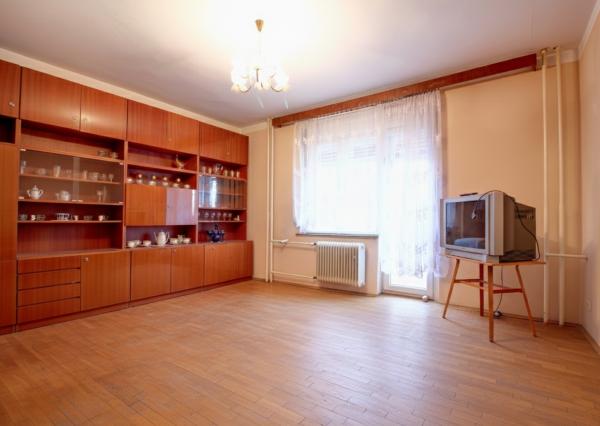 Na predaj: 4izbový rodinný dom s garážou , pozemok 800 m² - Čakany