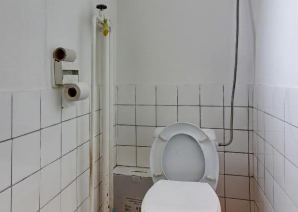 Na predaj: 4izbový rodinný dom s garážou , pozemok 800 m² - Čakany