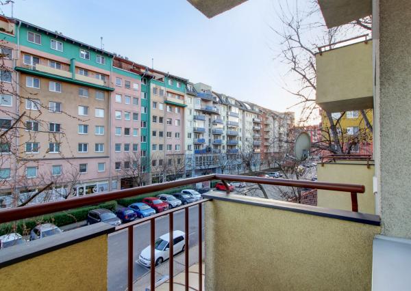 PRENÁJOM - 1 izbový byt - BA Petržalka s parkovaním