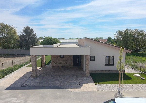 Na predaj: 4izbový rodinný dom kolaudovaný – Šamorín-Bučuháza,  stav štandard