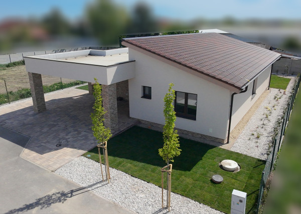 Na predaj: 4izbový rodinný dom kolaudovaný – Šamorín-Bučuháza,  stav štandard
