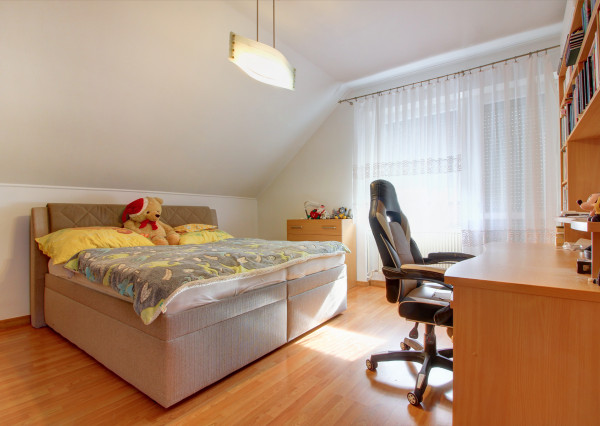Na predaj: Viacgeneračný 7i rodinný dom na pozemku 2533 m² – Štvrtok na Ostrove
