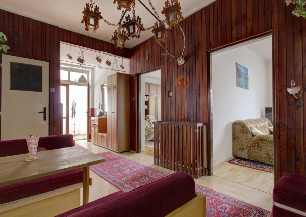 Na predaj: 3izbový rodinný dom s garážou , pozemok 800 m² - Horný Bar
