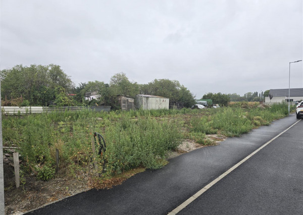 Na predaj stavebný pozemok v obci Mad, okres Dunajská streda 600 m2